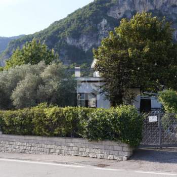 Villa in vendita a Mori (Trento)