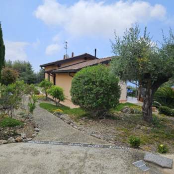 Villa in vendita a Sanremo (Imperia)
