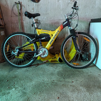 Bicicletta Mountain bike usata poco