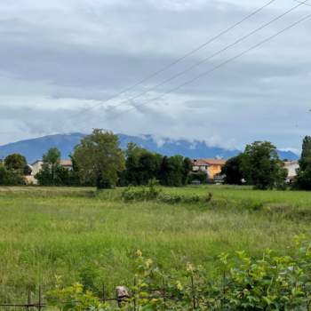 Terreno in vendita a Montebelluna (Treviso)
