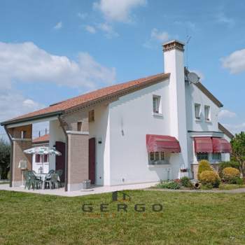 Villa in vendita a Paese (Treviso)