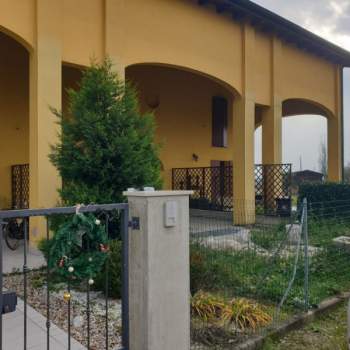 Casa a schiera in vendita a Medolla (Modena)