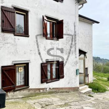 Casa a schiera in vendita a Lusiana Conco (Vicenza)
