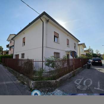 Casa singola in vendita a Cadoneghe (Padova)