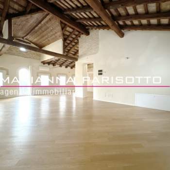 Appartamento in vendita a Asolo (Treviso)