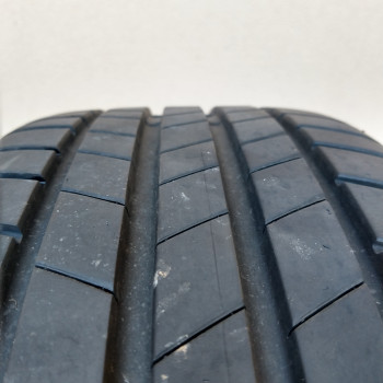 Gomme Bridgestone Turanza estive 205-55R16 su cerchi per AlfaRomeo