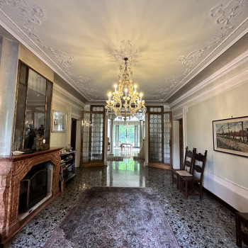 VILLA VENETA A USO UFFICI IN AFFITTO A MOGLIANO VENETO RIF. UF-169