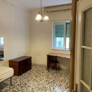 Appartamento in affitto a Napoli (Napoli)