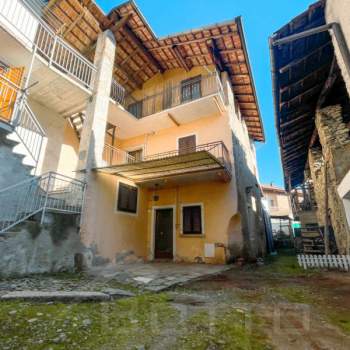Casa singola in vendita a Invorio (Novara)
