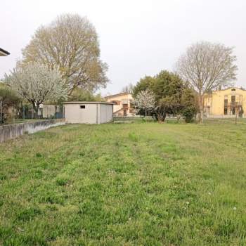 Terreno in vendita a Paese (Treviso)