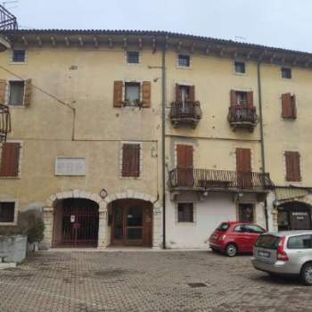 Ufficio in vendita a Sant'Ambrogio di Valpolicella (Verona)