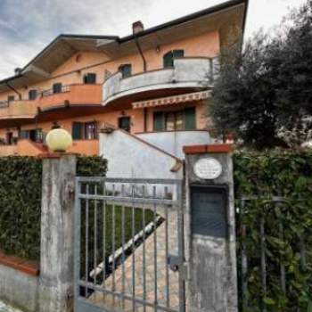 Casa a schiera in vendita a Nogarole Rocca (Verona)