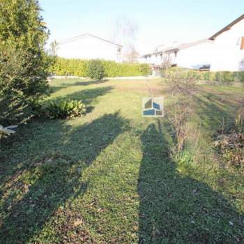 Terreno in vendita a Santa Maria di Sala (Venezia)