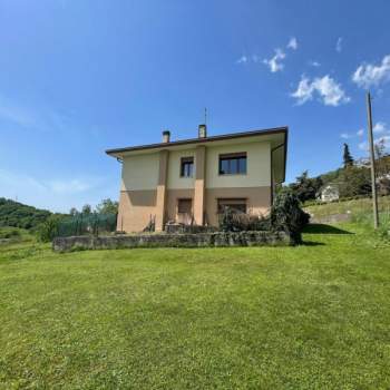 Casa singola in vendita a Sarmede (Treviso)