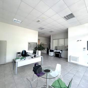 Ufficio in vendita a Cesena (Forl&igrave;-Cesena)