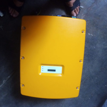 Vendo INVERTER non Ibrido da 6KW, -3 stringhe in uscita  mod. SMA   SMC 6000A-IT