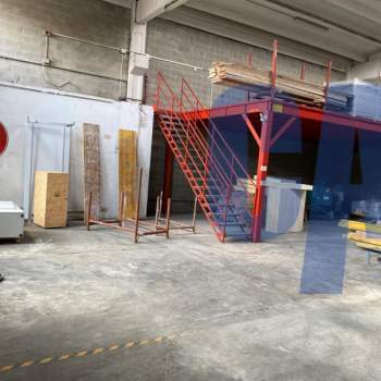 Laboratorio in vendita a Peschiera Borromeo (Milano)