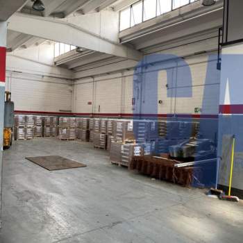 Capannone in vendita a Peschiera Borromeo (Milano)