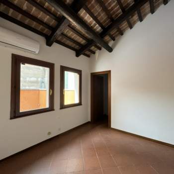 Ufficio in affitto a Este (Padova)