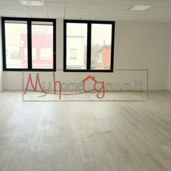 Ufficio in affitto a Ponte San Nicol&ograve; (Padova)