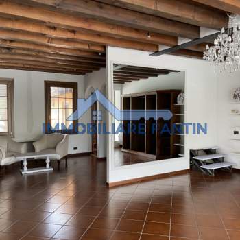 Casa a schiera in vendita a Zero Branco (Treviso)