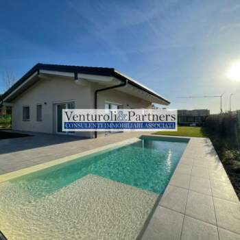 Villa in vendita a Calvagese della Riviera (Brescia)