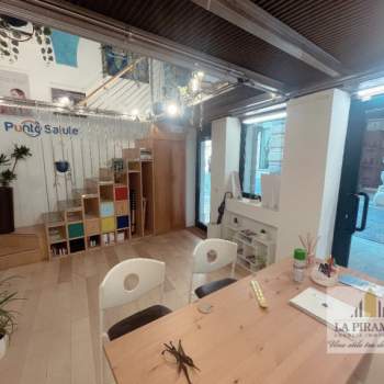 Negozio in vendita a Padova (Padova)