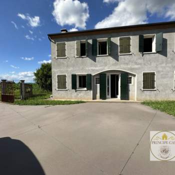 Bifamiliare in vendita a Montagnana (Padova)