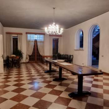 Villa in vendita a Arqu&agrave; Petrarca (Padova)