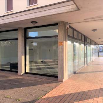 Negozio in vendita a Saccolongo (Padova)