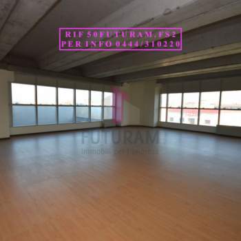 Ufficio in vendita a Vicenza (Vicenza)