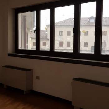 Ufficio in vendita a Vicenza (Vicenza)