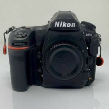 Fotocamera Nikon D850 in perfette condizioni