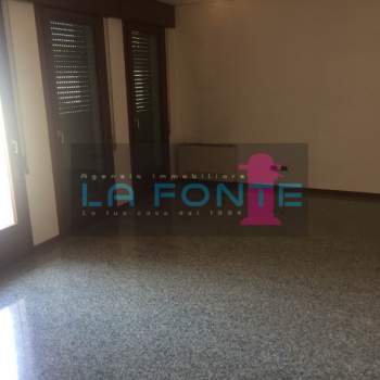 Ufficio in affitto a Noventa Padovana (Padova)