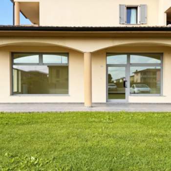 Negozio in affitto a Cadeo (Piacenza)