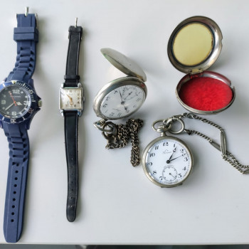 Vendo 8 di Orologi, tutti in discrete condizioni