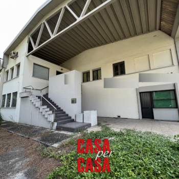 Capannone in affitto a Este (Padova)