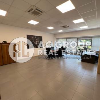 Ufficio in affitto a Saronno (Varese)