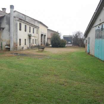 Rustico in vendita a Piazzola sul Brenta (Padova)