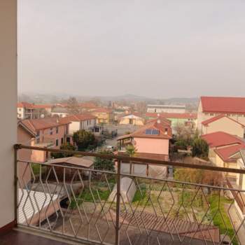 Appartamento in vendita a Serralunga di Crea (Alessandria)
