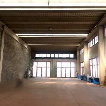 Capannone in vendita a Cervia (Ravenna)