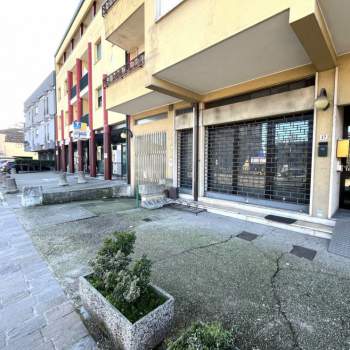 Negozio in vendita a Mestrino (Padova)