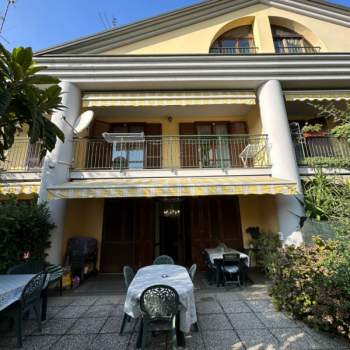 Villa in vendita a Legnano (Milano)