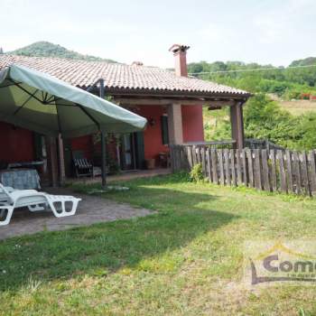 Rustico in vendita a Teolo (Padova)