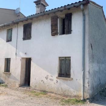 Rustico in vendita a Rovolon (Padova)