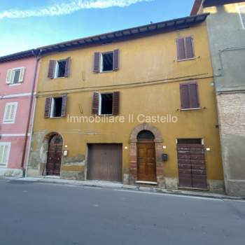 Casa a schiera in vendita a Castiglione del Lago (Perugia)