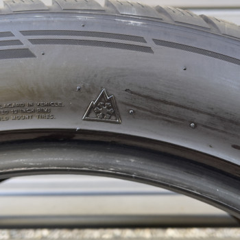 4&nbsp;GOMME INVERNALI&nbsp;HANKOOK WINTER I*CEPT 2 EVO SUV M S 235/50R19&nbsp;103V