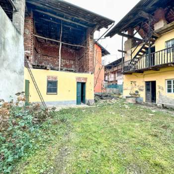 Rustico in vendita a Cavallirio (Novara)
