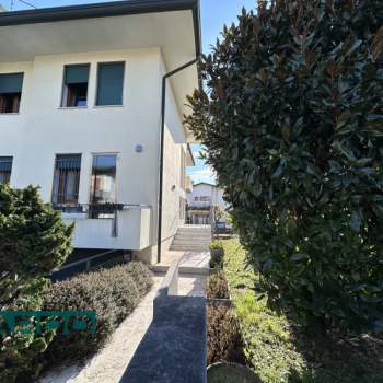 Bifamiliare in vendita a Castelfranco Veneto (Treviso)
