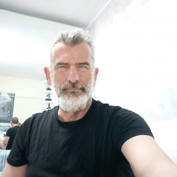 Cerco amica